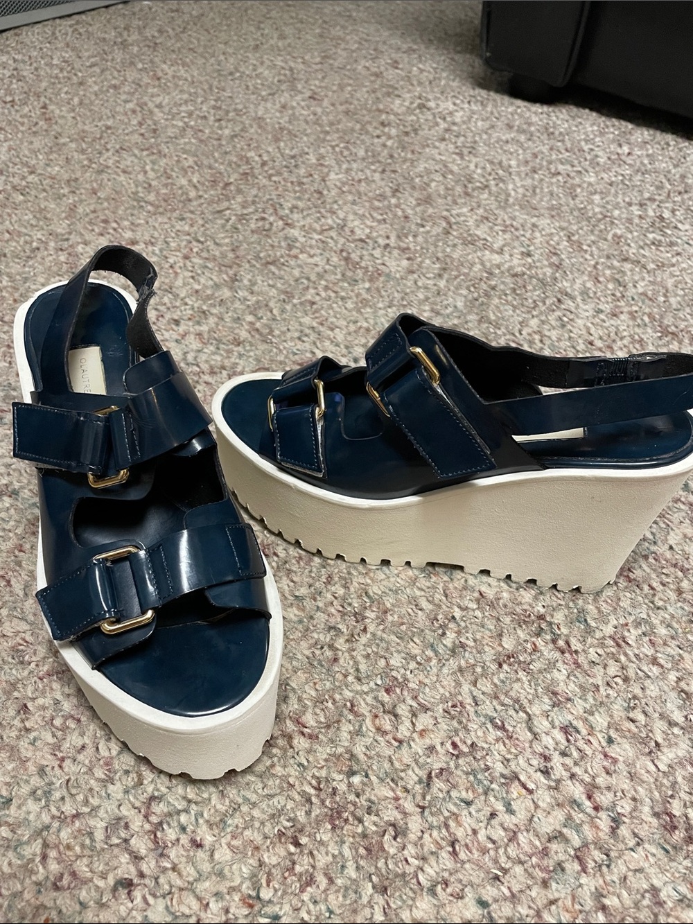 L’autrechose buckle fasten leather wedge heel sandals - almost new